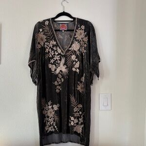 Johnny Was Gray Velvet  Floral Embroidered Top